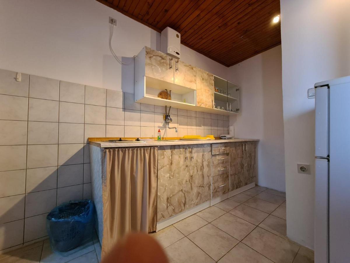 Apartments Zlatko 1397 Štinjan Esterno foto