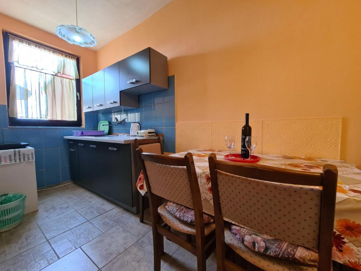 Apartments Zlatko 1397 Štinjan Esterno foto